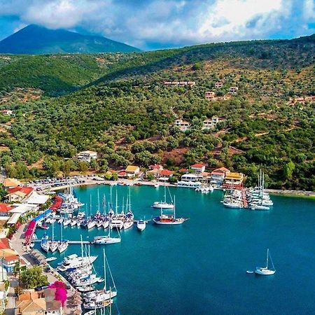 Μπουκαμβίλια - Bougainvillea Sivota  Exterior photo